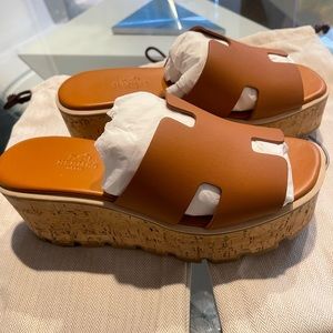 Brand new. Never worn. Size 36